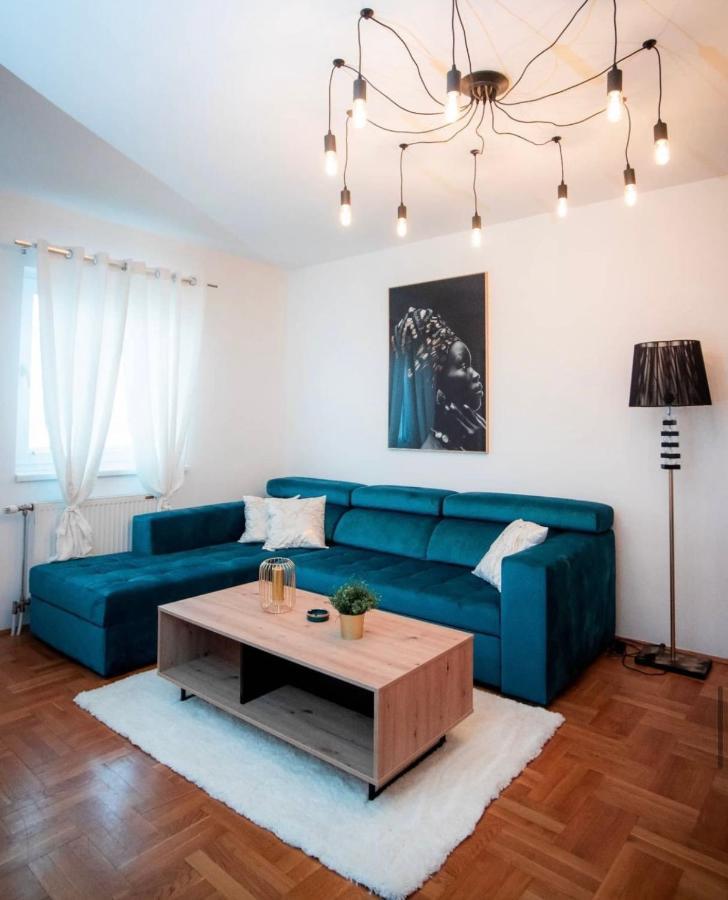 Lux Stan Na Dan Pozarevac Apartment Exterior photo